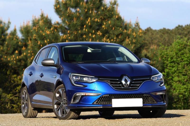 Comment d&eacute;nicher la meilleure berline &eacute;lectrique d'occasion ?